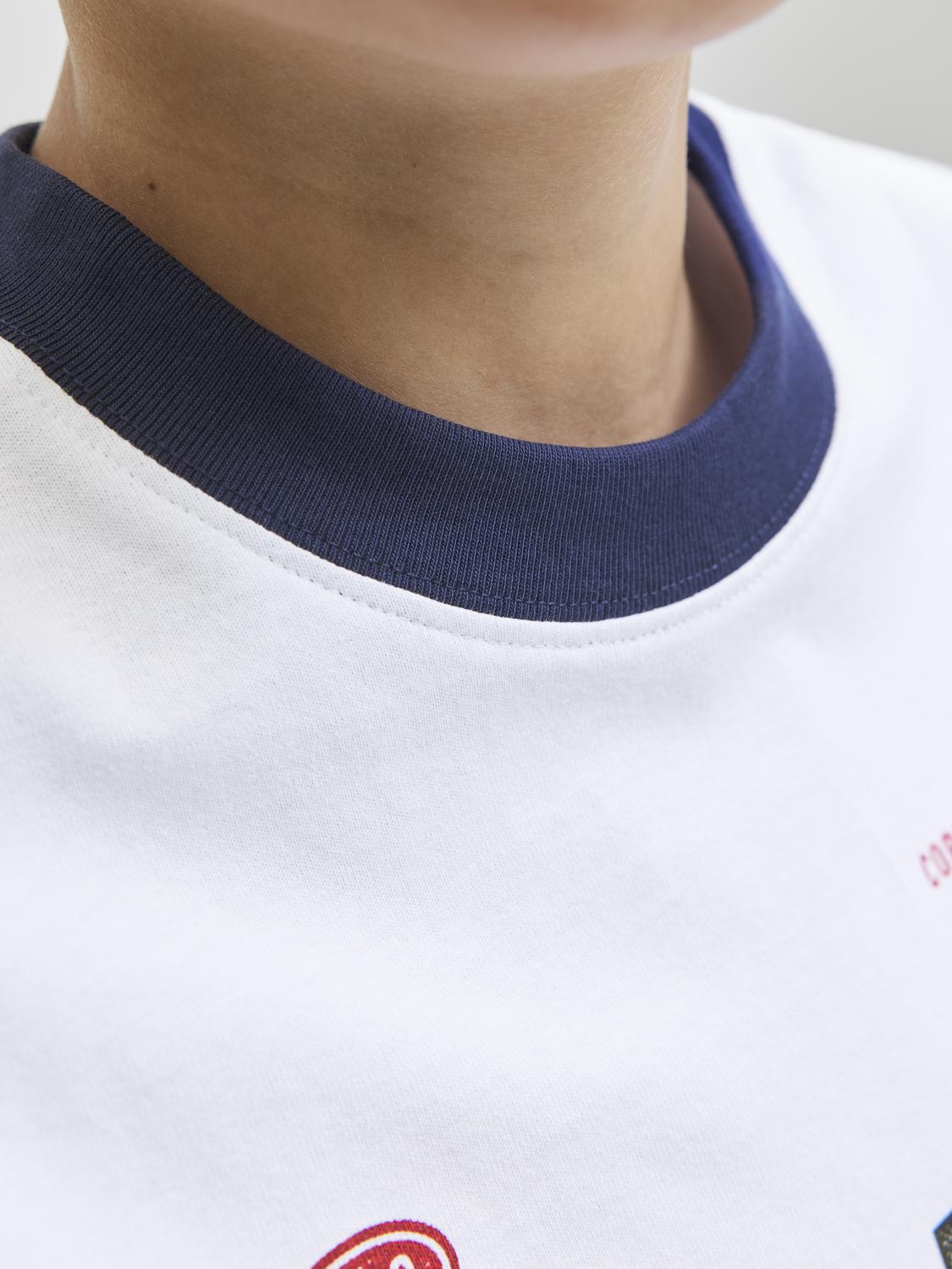 model_shot-detail