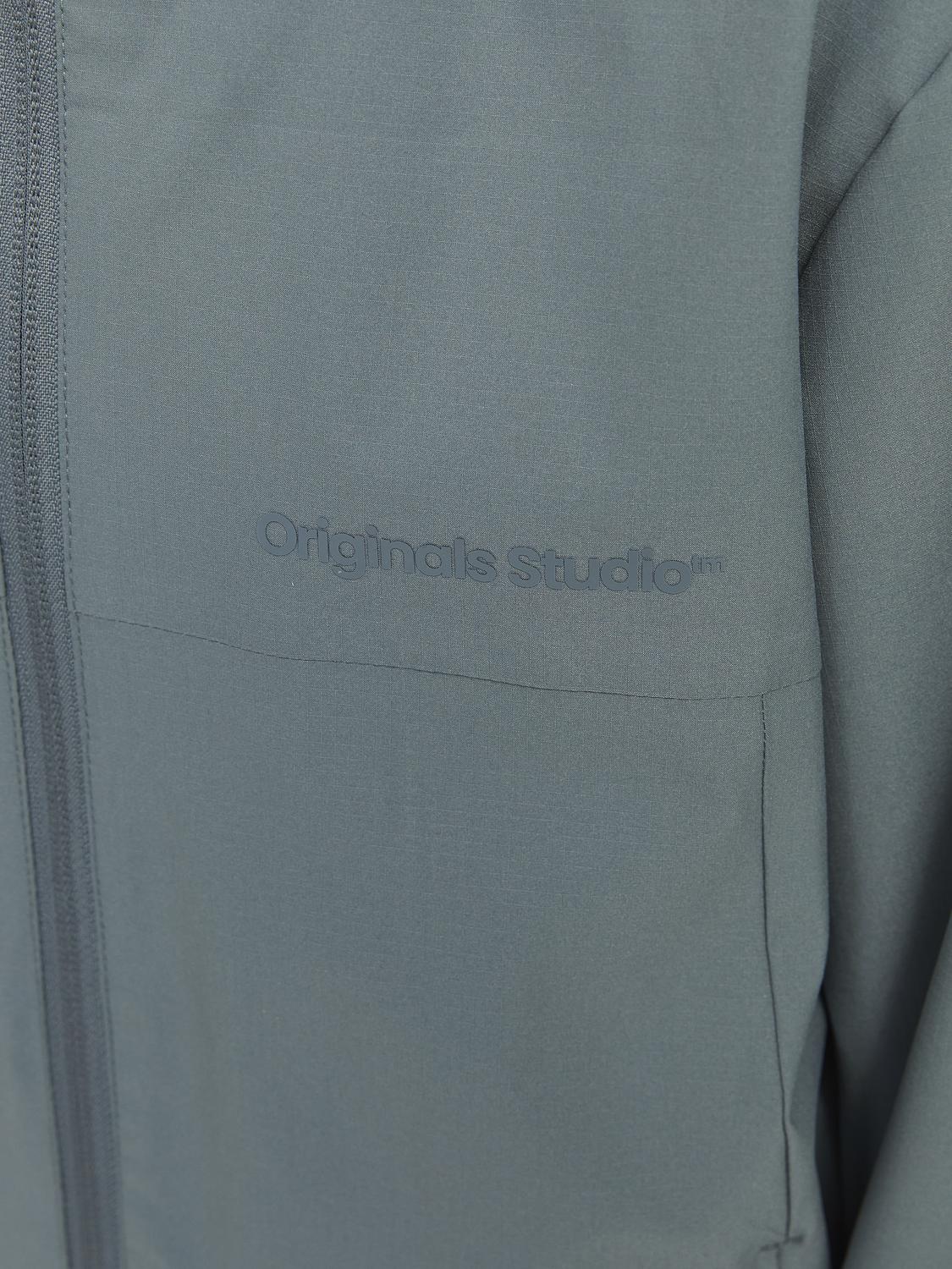 model_shot-detail