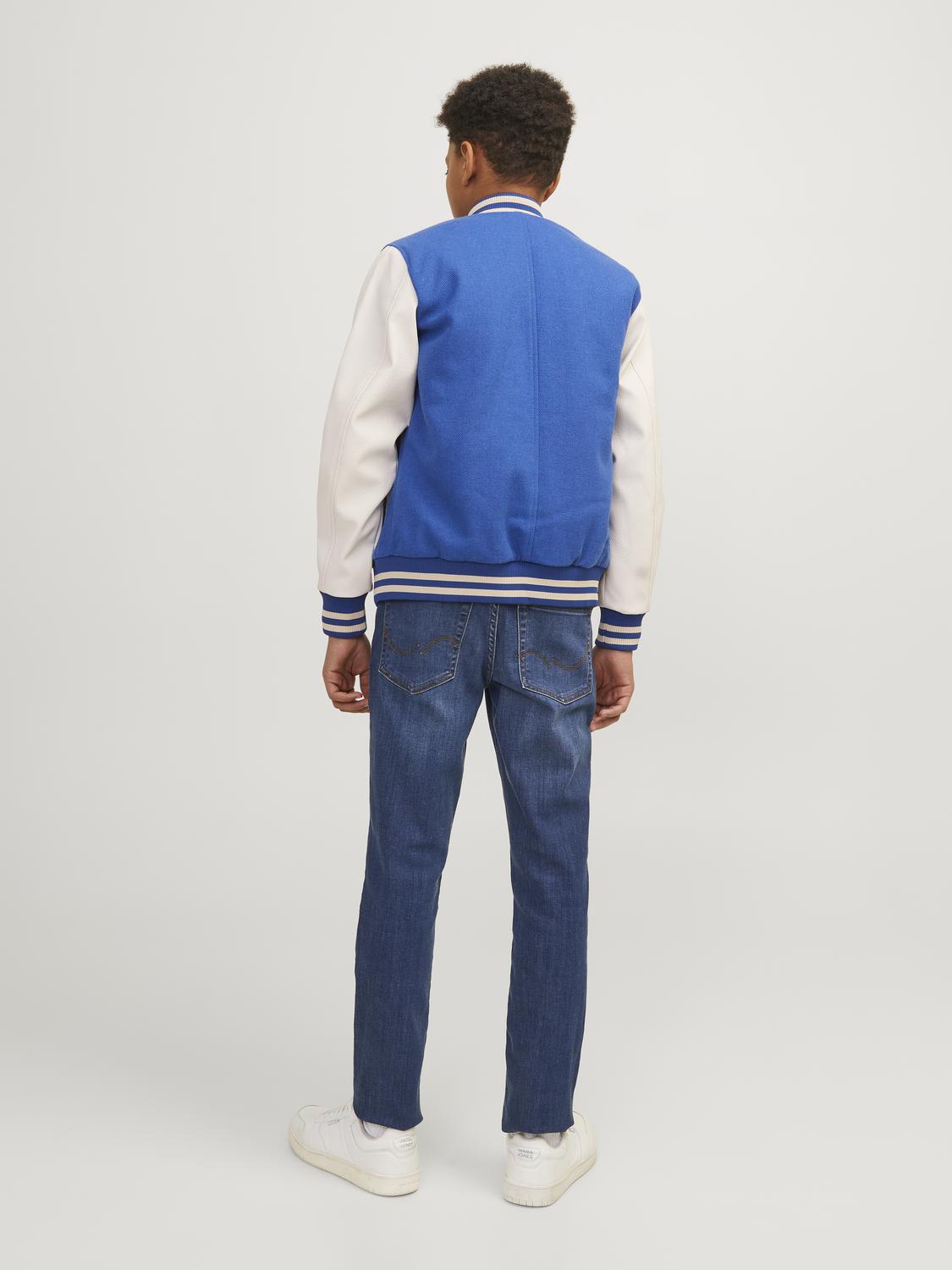 model_shot-back