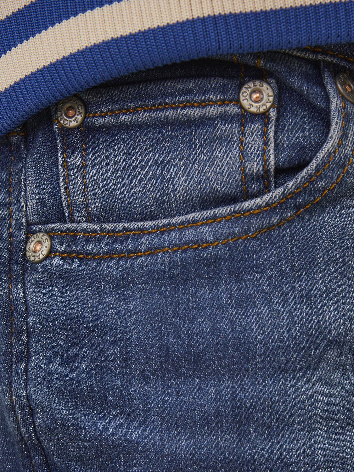 model_shot-detail