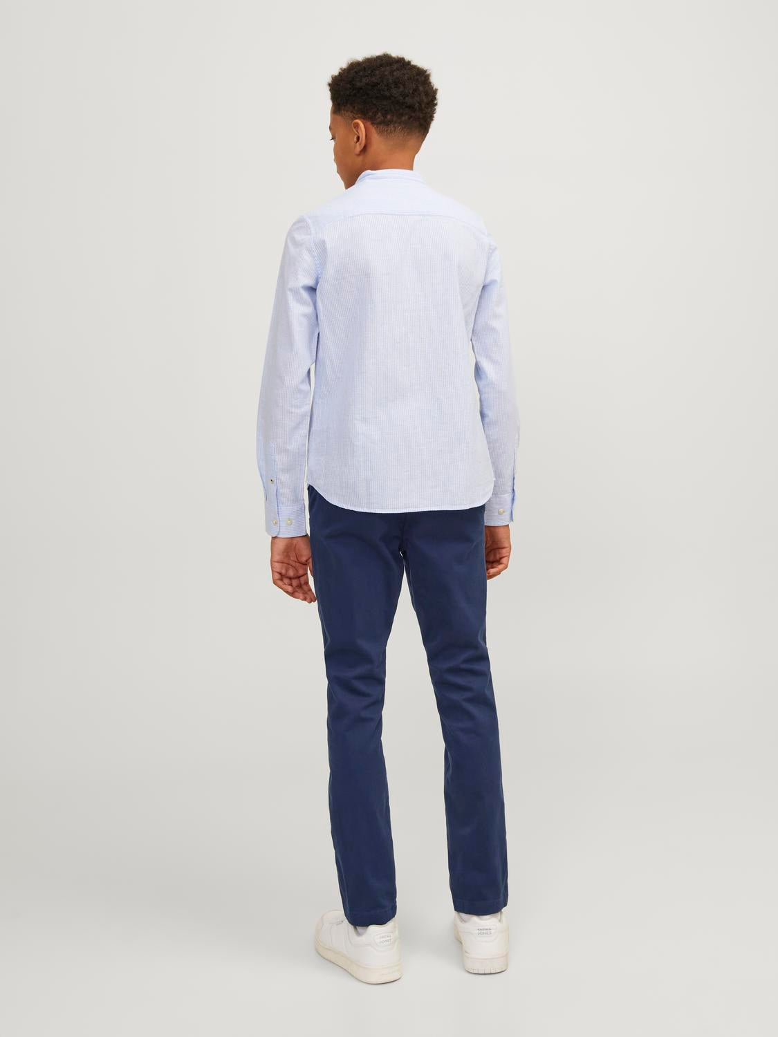 model_shot-back