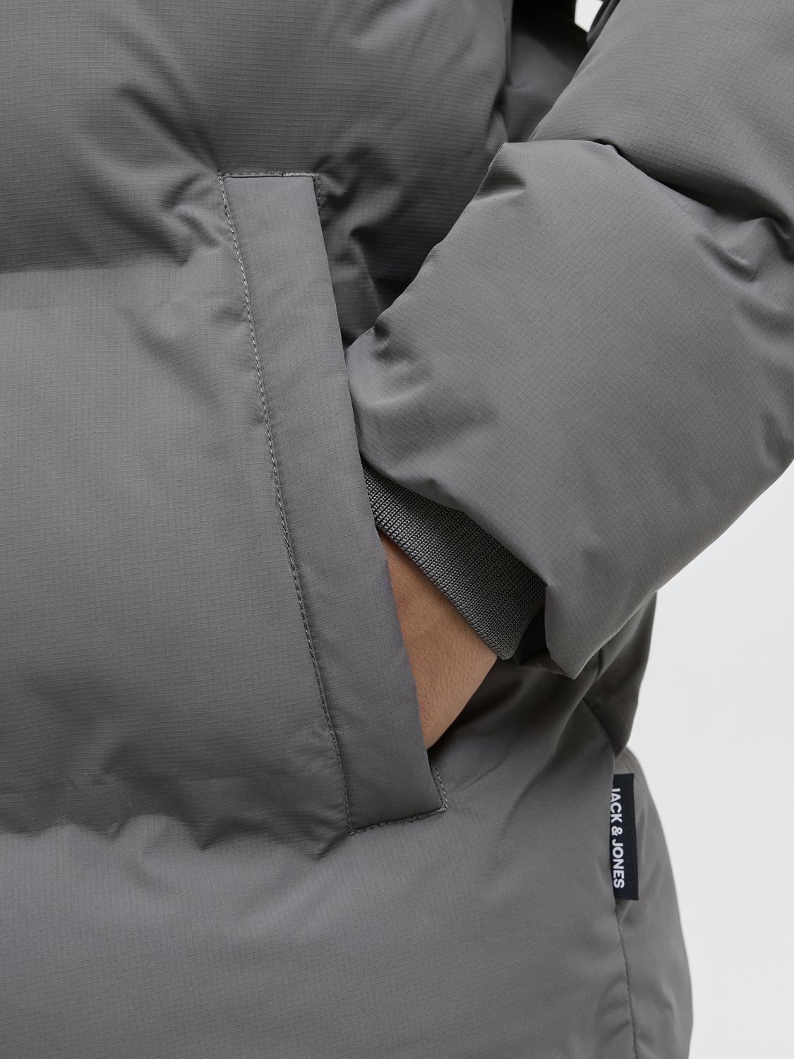 model_shot-detail