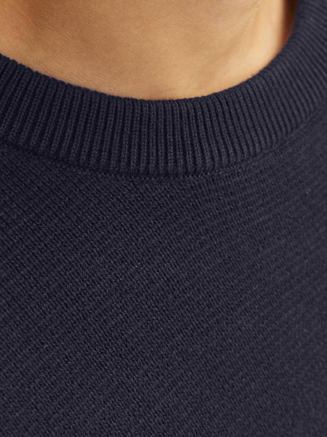 model_shot-detail