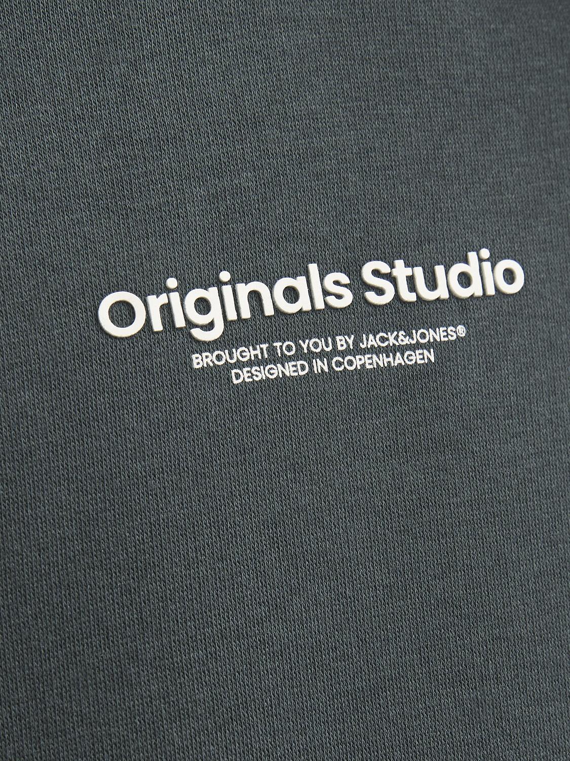 model_shot-detail