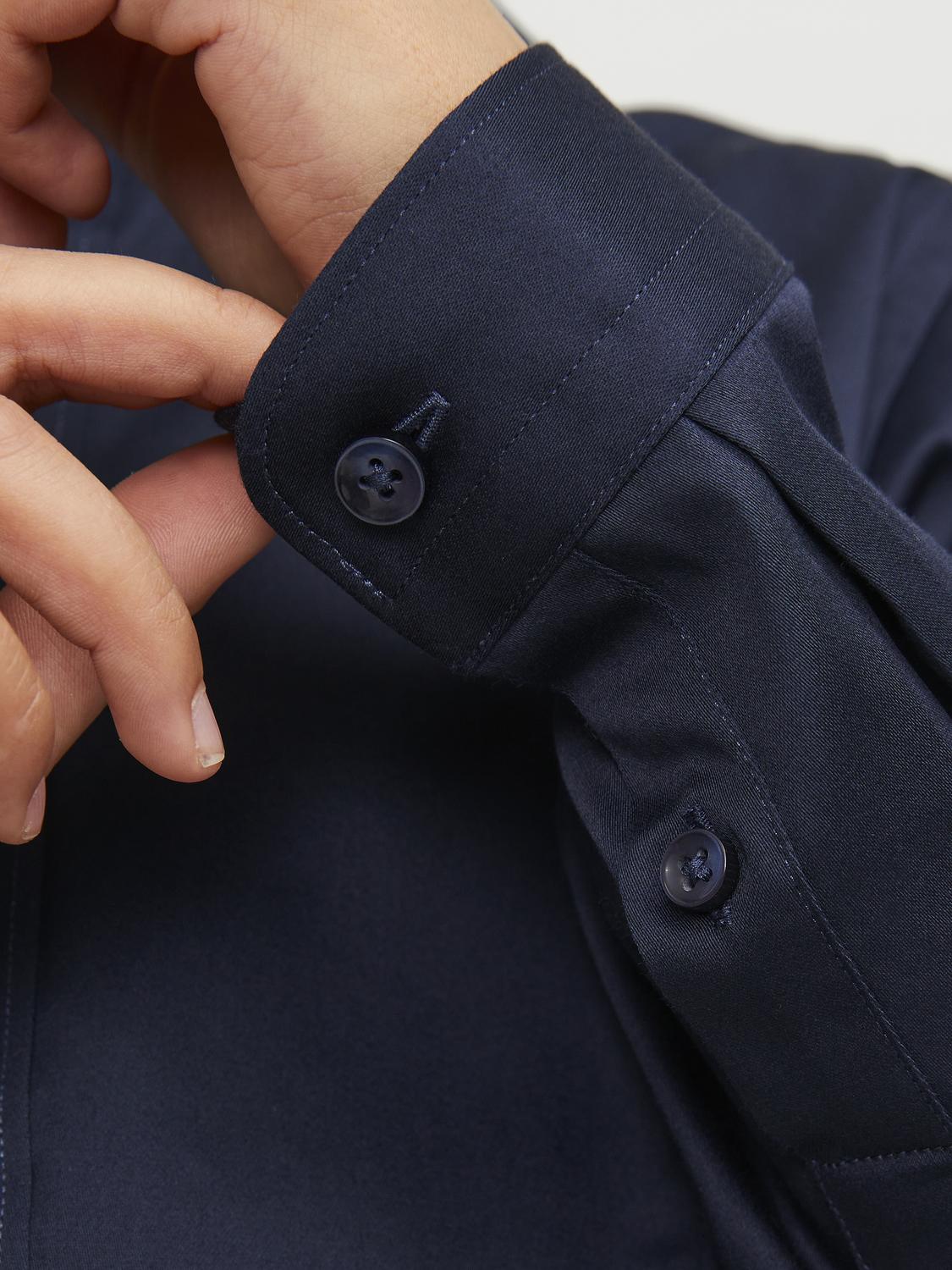model_shot-detail