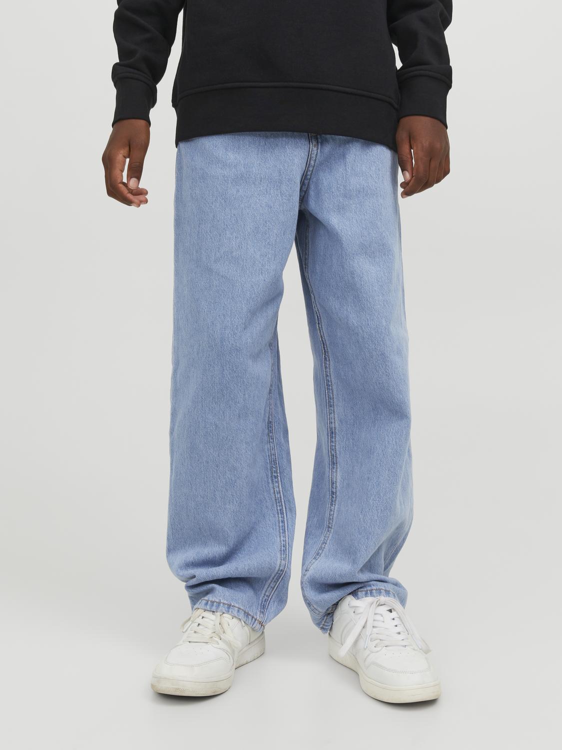 model_shot-front