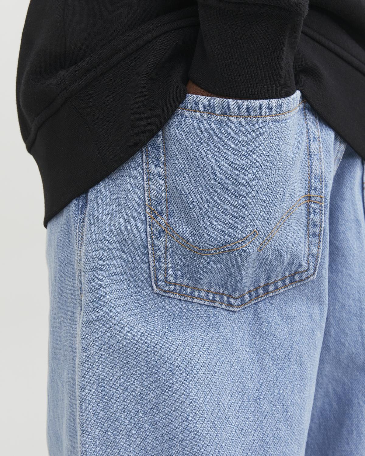 model_shot-detail