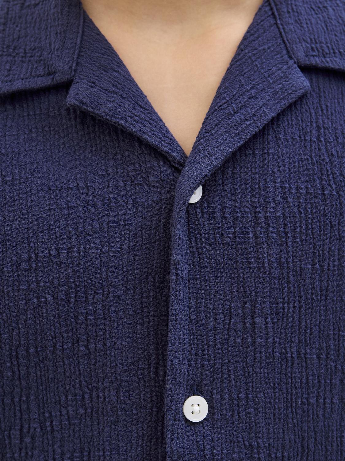 model_shot-detail