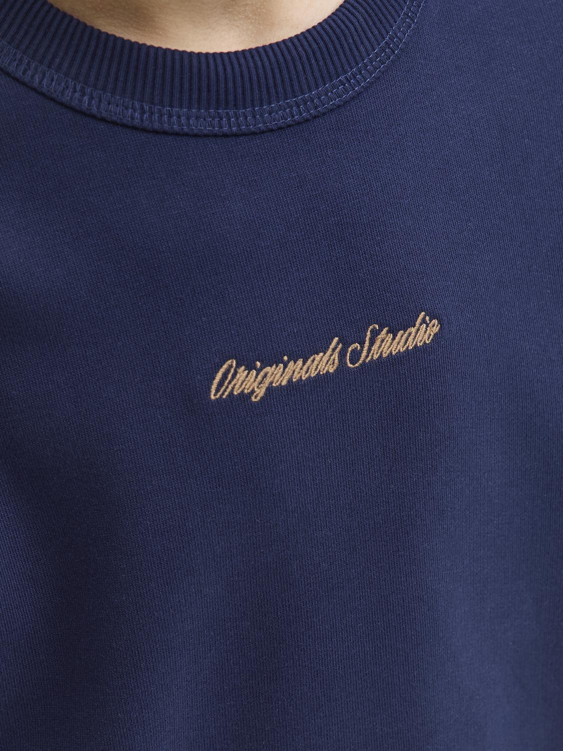 model_shot-detail