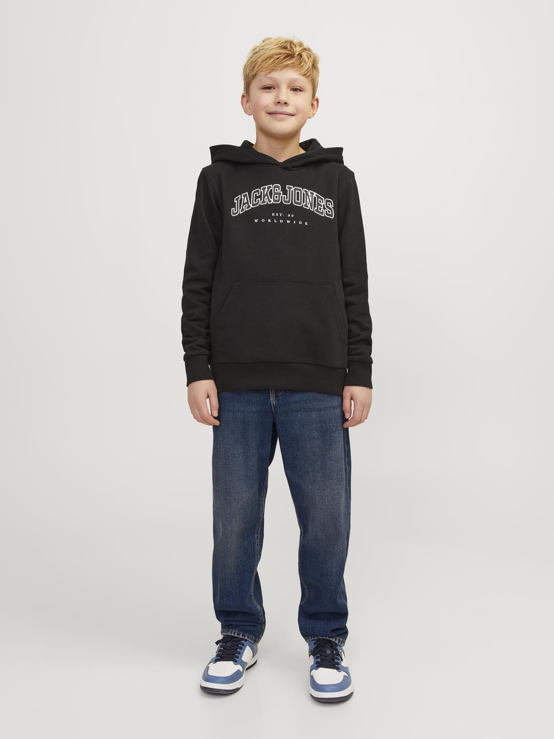 model_shot-front_full