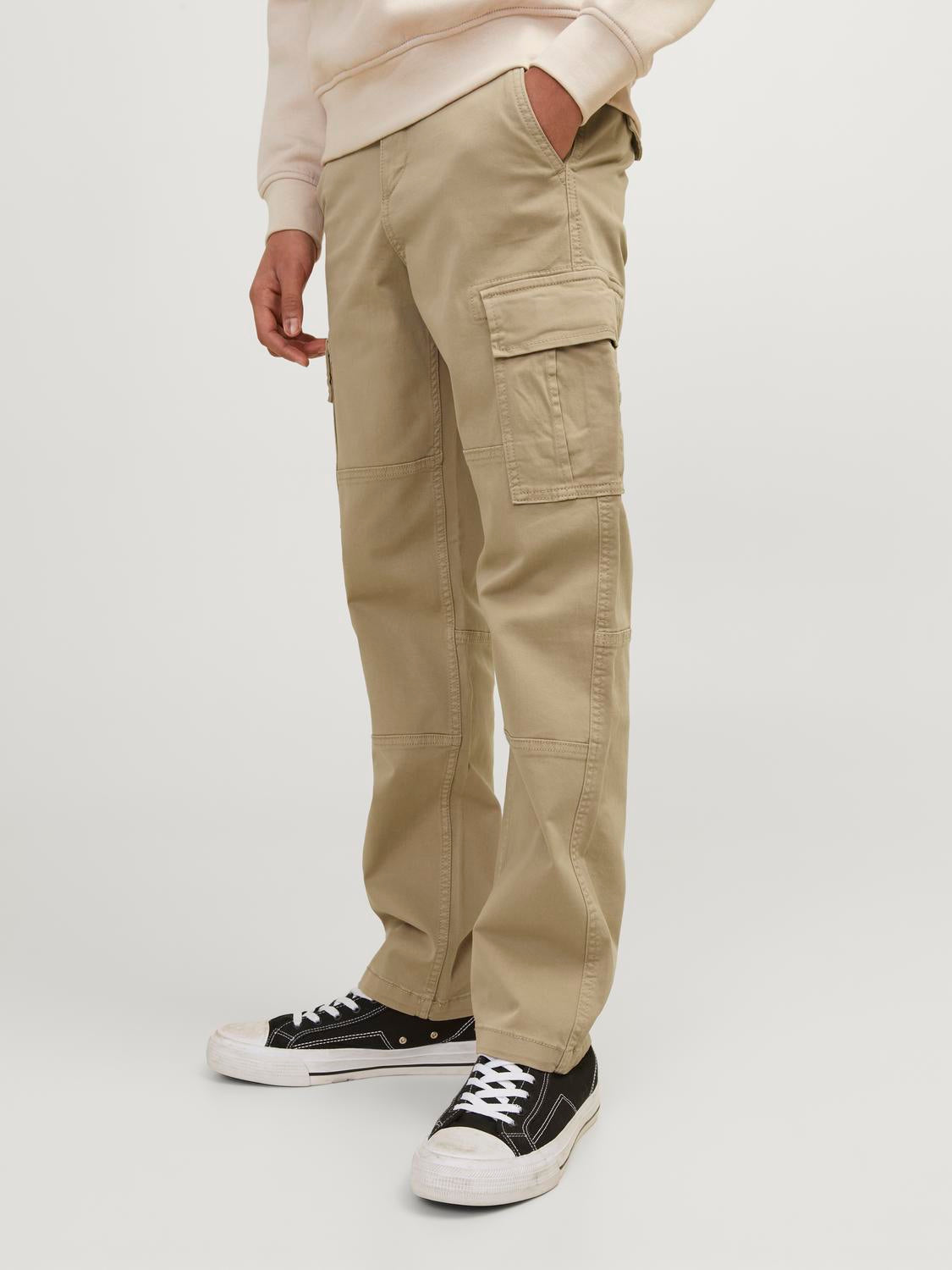 model_shot-front