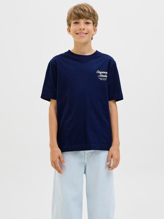 model_shot-front