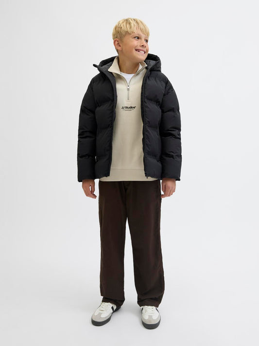 model_shot-front_full