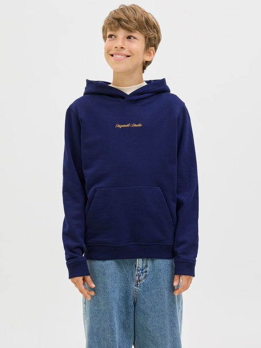 model_shot-front