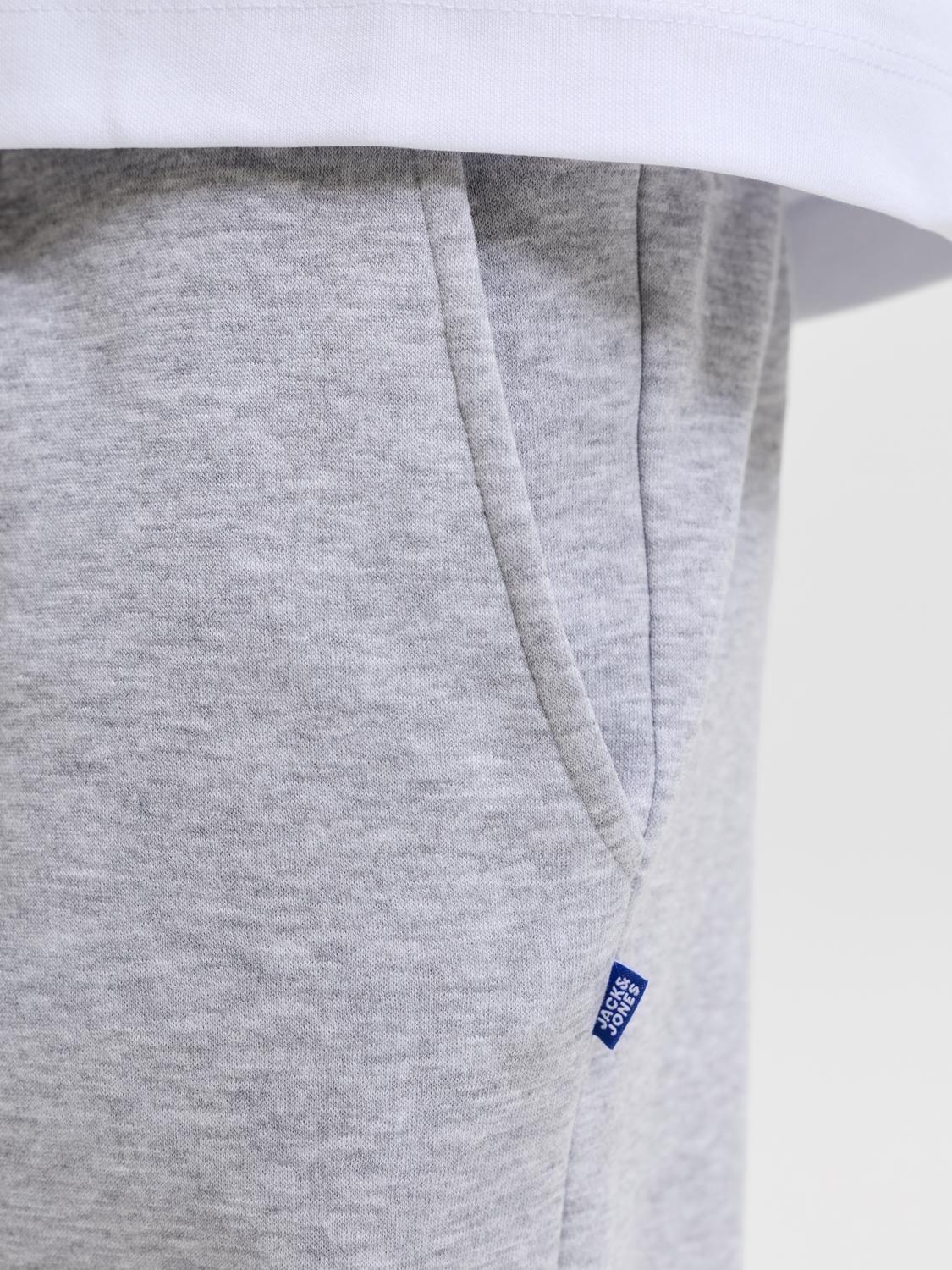 model_shot-detail