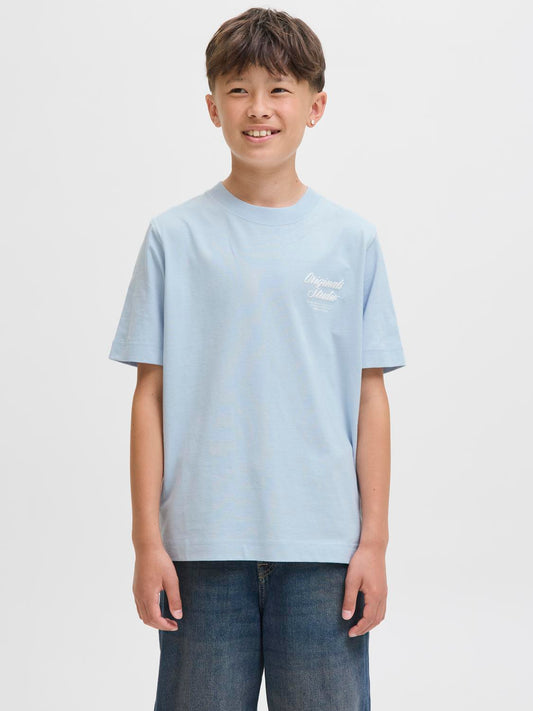 model_shot-front