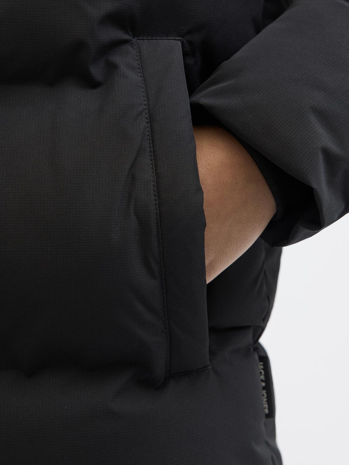 model_shot-detail
