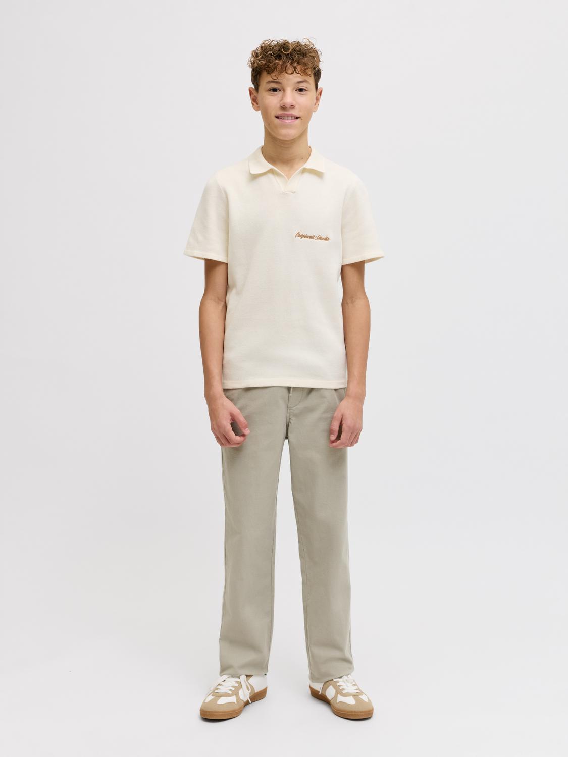 model_shot-front_full