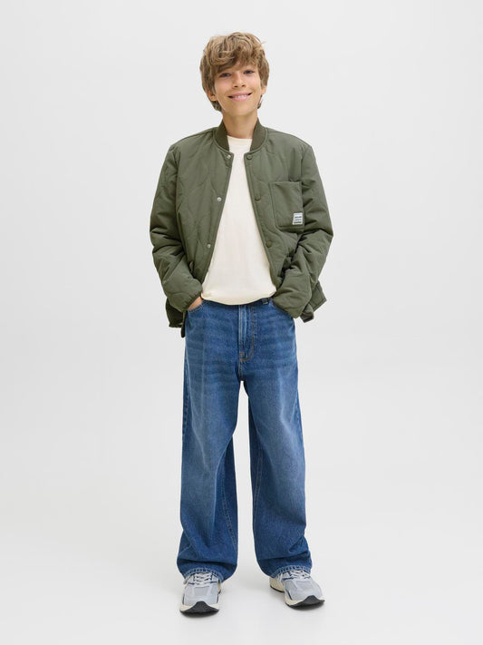 model_shot-front_full