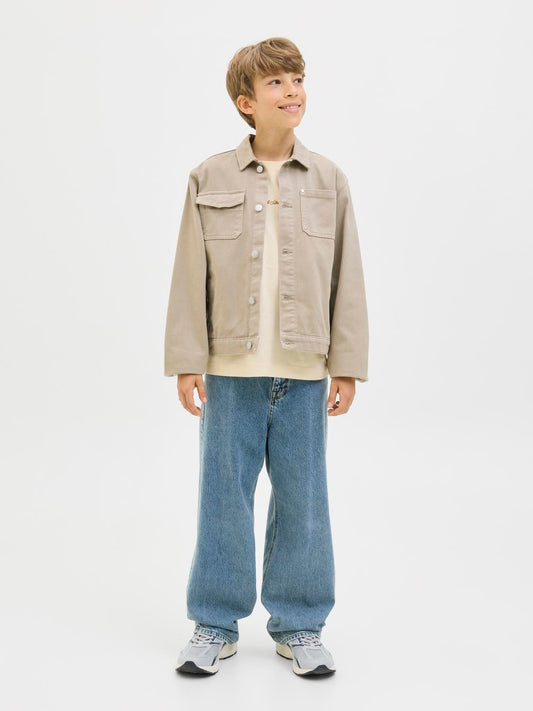 model_shot-front_full
