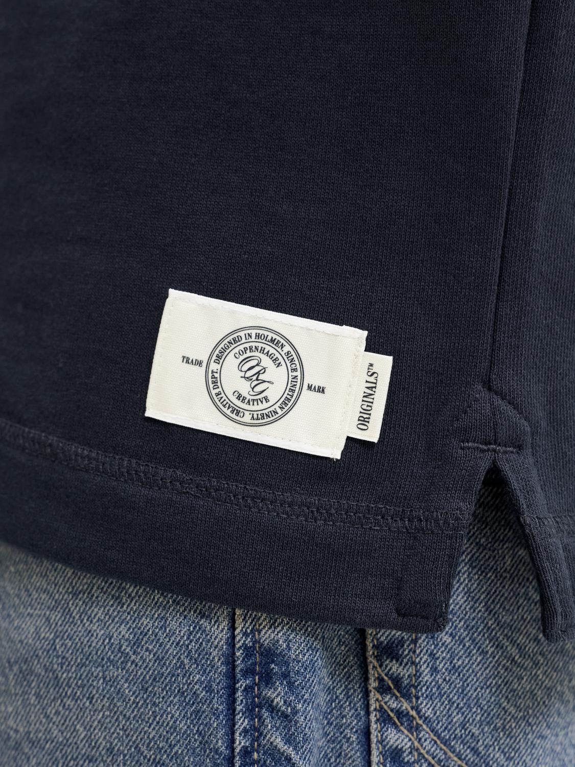 model_shot-detail