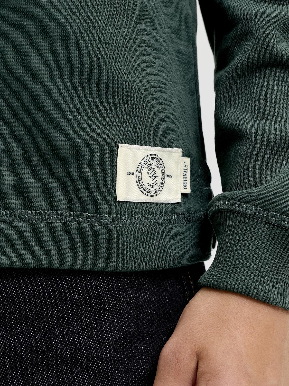model_shot-detail